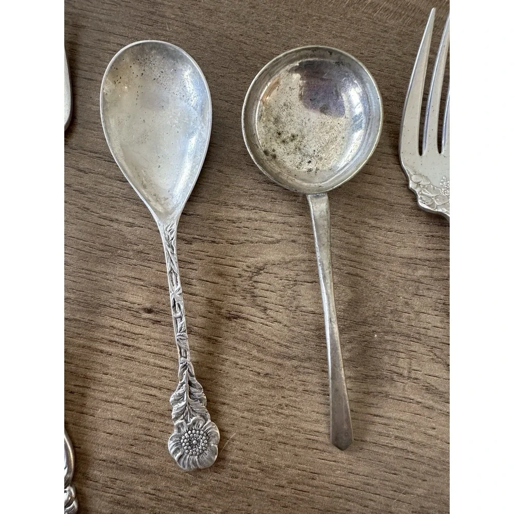 Antique 1902 Wallace Floral Meat Fork & Mixed Vintage Silverplate Lot (5pcs)